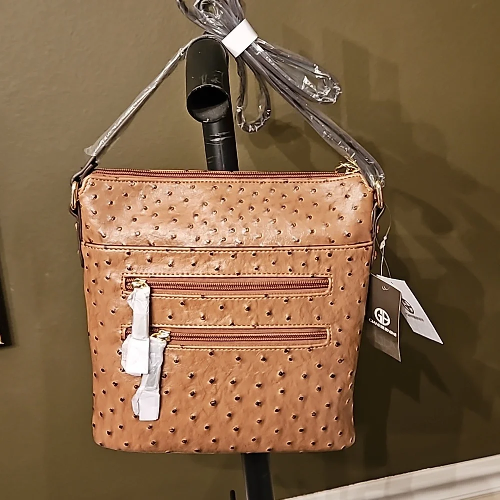 Giani Bernini Designer Embossed Faux Ostrich Crossbody Bag Purse Mocha Gold NWT